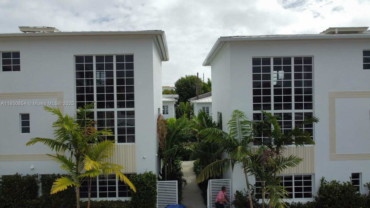 На продажу: $7,770,000 (0 спален, 0 ванн, 0 Квадратных фут)