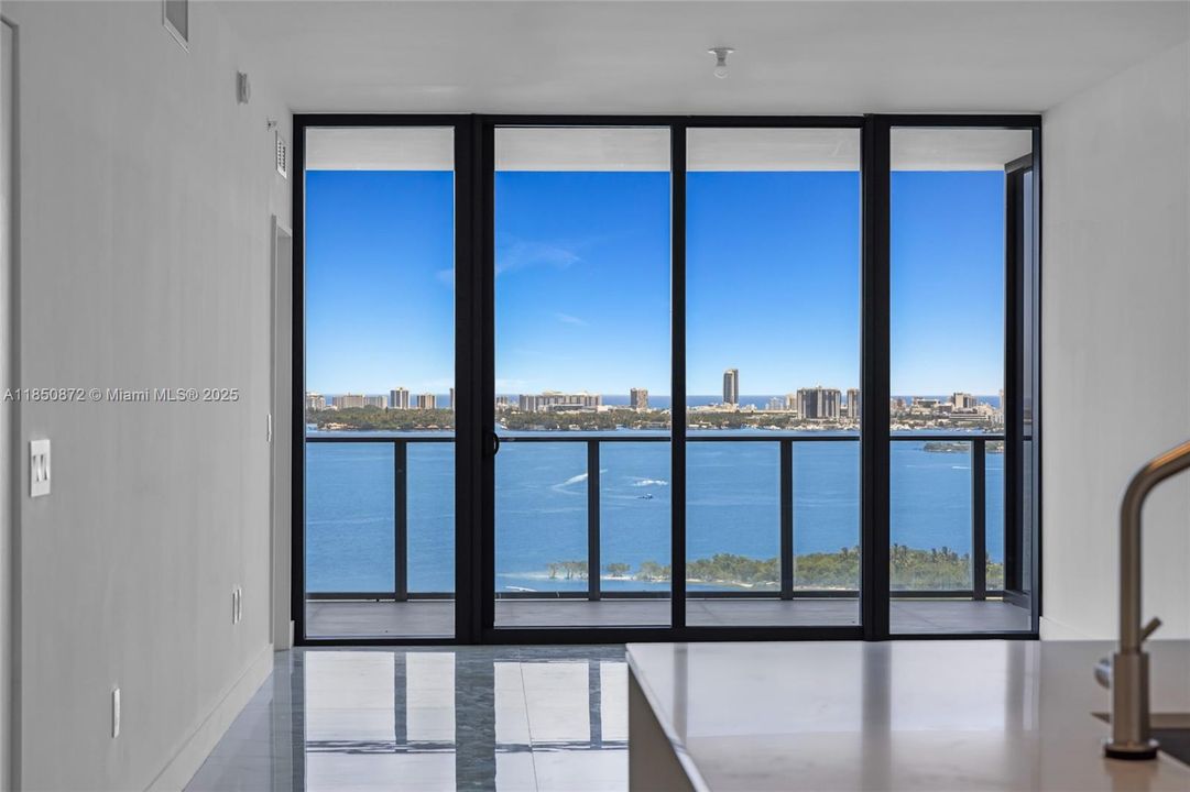 En Venta: $1,699,000 (2 camas, 3 baños, 1545 Pies cuadrados)