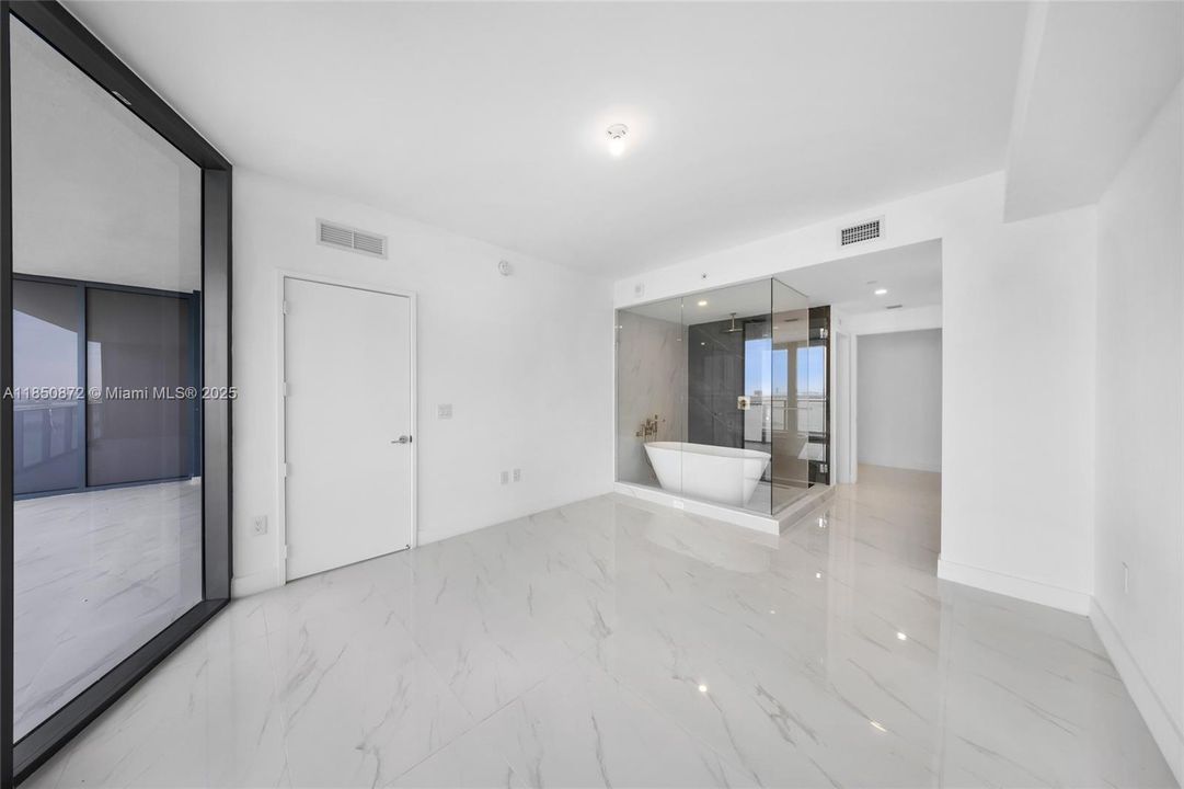 En Venta: $1,699,000 (2 camas, 3 baños, 1545 Pies cuadrados)