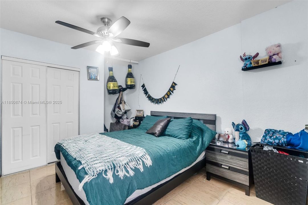 Недавно продано: $615,000 (3 спален, 2 ванн, 1642 Квадратных фут)