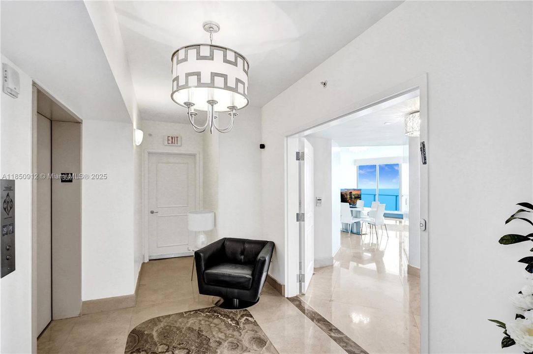 На продажу: $1,739,000 (3 спален, 3 ванн, 2115 Квадратных фут)