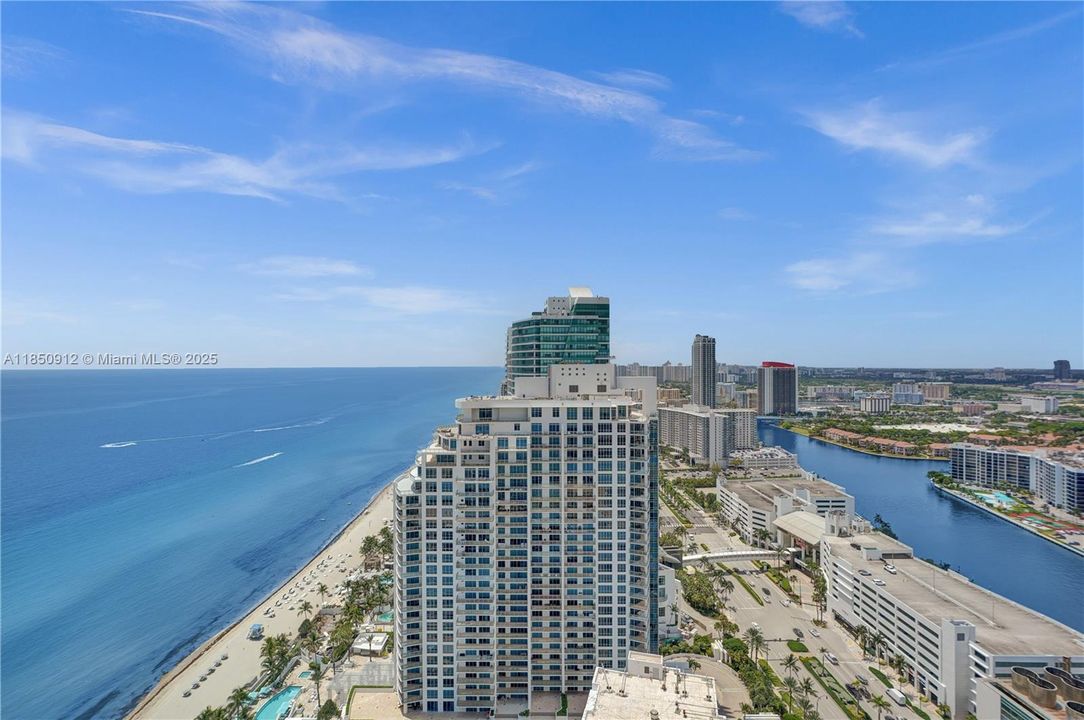 Ocean, Skyline and Intracoastal view from unit 3506