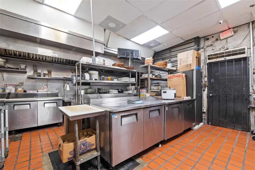 Vendido Recientemente: $130,000 (0 camas, 0 baños, 0 Pies cuadrados)