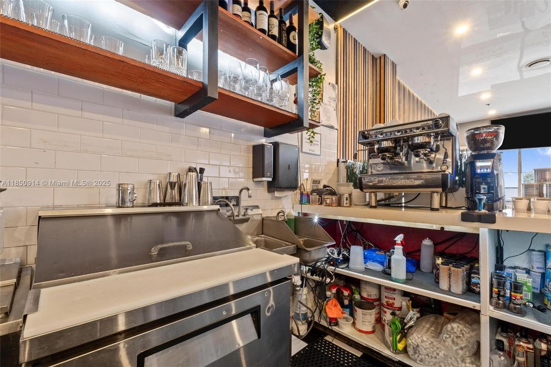 Vendido Recientemente: $130,000 (0 camas, 0 baños, 0 Pies cuadrados)