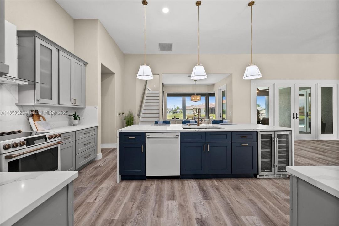 Huge Kitchen with Cafe appliances.