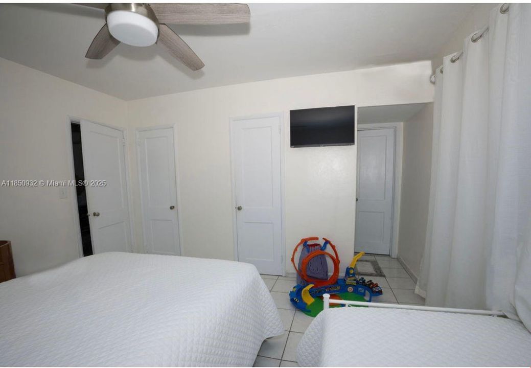 For Sale: $175,000 (1 beds, 1 baths, 0 Square Feet)