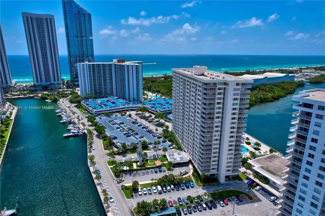 Active With Contract: $650,000 (3 beds, 2 baths, 1570 Square Feet)