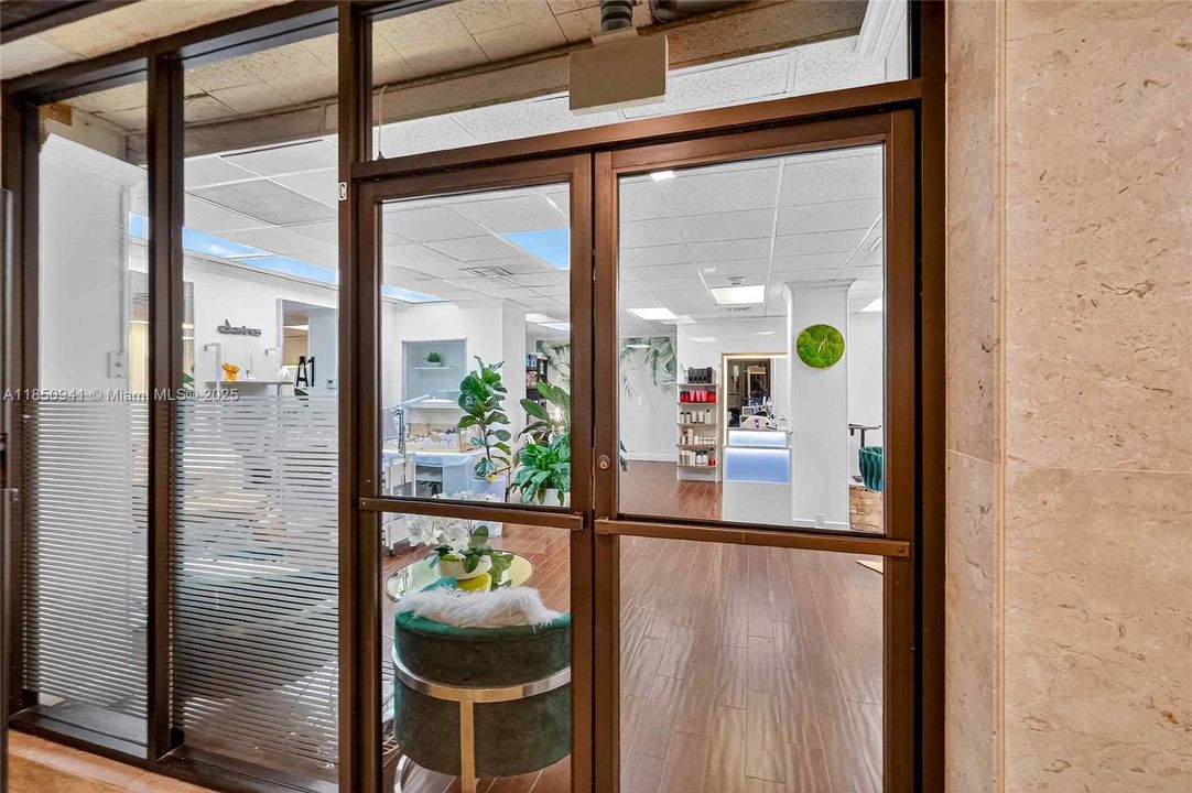 Active With Contract: $650,000 (3 beds, 2 baths, 1570 Square Feet)