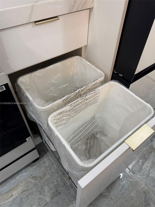 Vendido Recientemente: $475,000 (2 camas, 2 baños, 1000 Pies cuadrados)