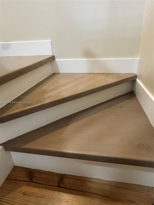 Vendido Recientemente: $475,000 (2 camas, 2 baños, 1000 Pies cuadrados)