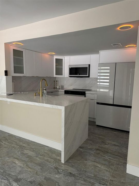 Mood LightingKitchen / Laundry