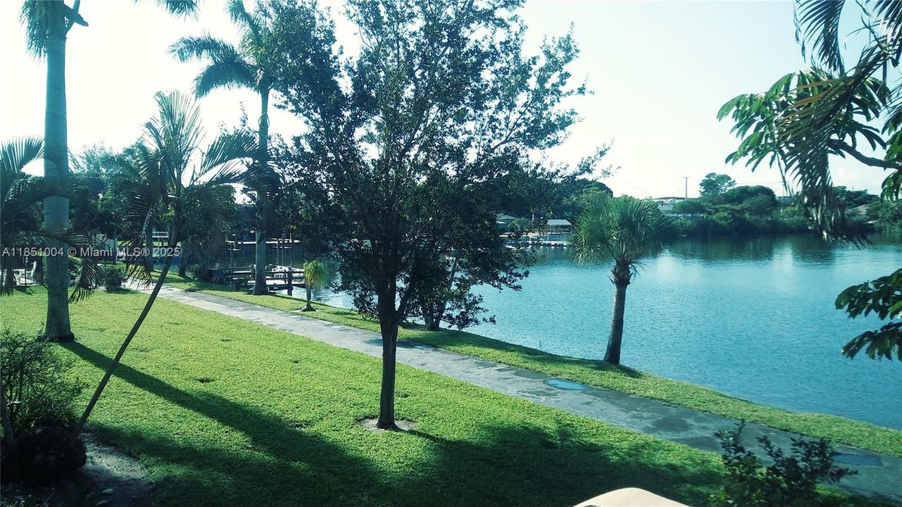 Recientemente alquilado: $1,300 (2 camas, 2 baños, 800 Pies cuadrados)