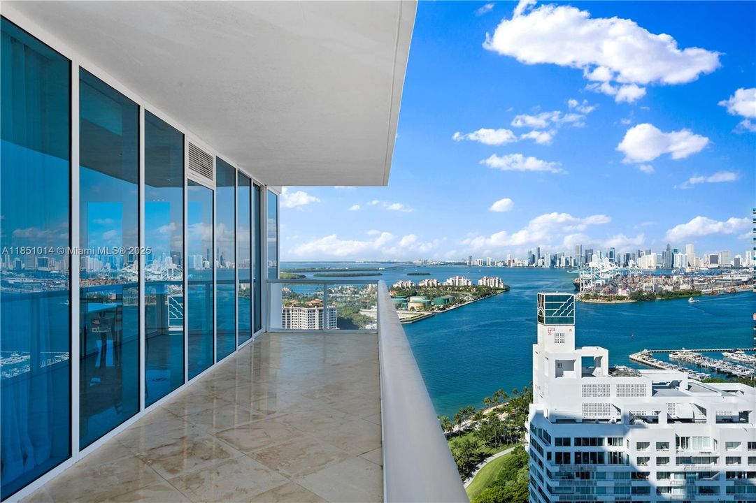 Recently Rented: $50,000 (4 beds, 4 baths, 2954 Square Feet)