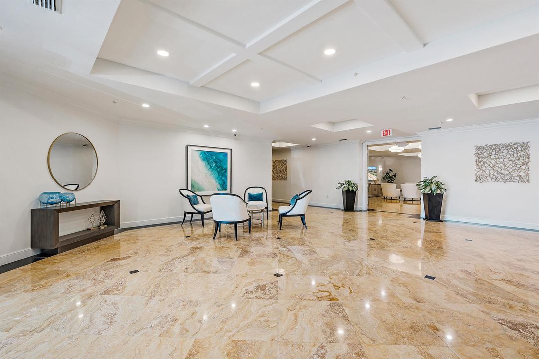 Via Delfino Lobby