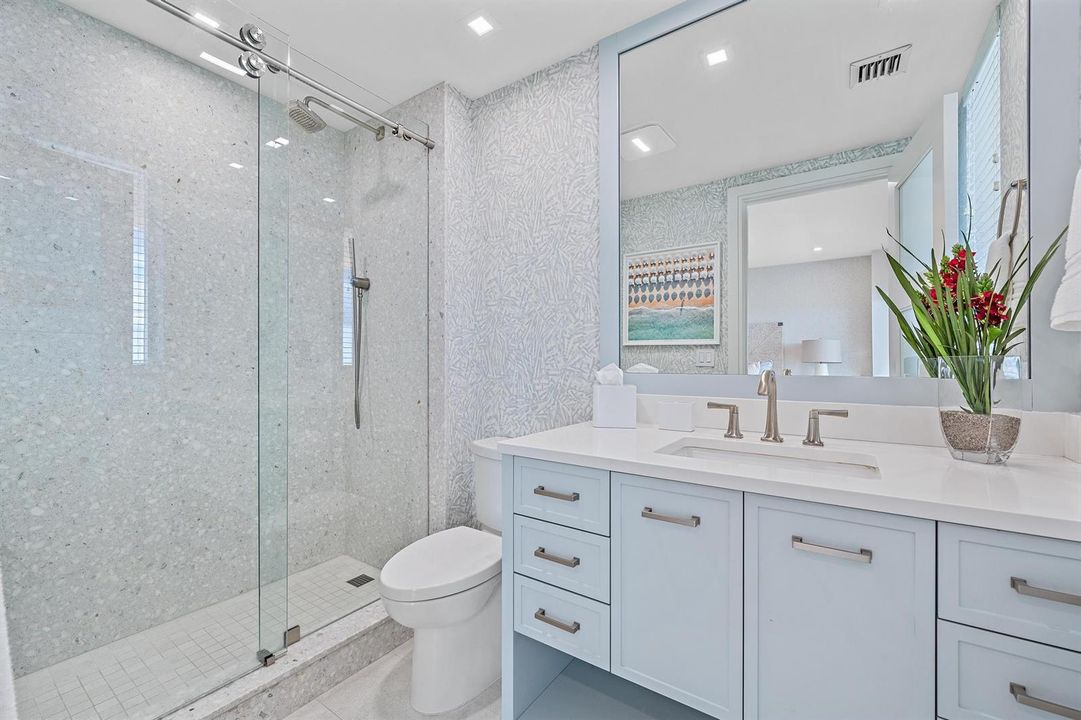 Guest Suite Bath