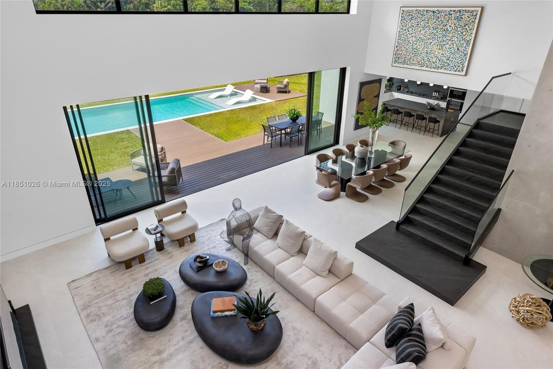 For Sale: $10,950,000 (8 beds, 8 baths, 8673 Square Feet)