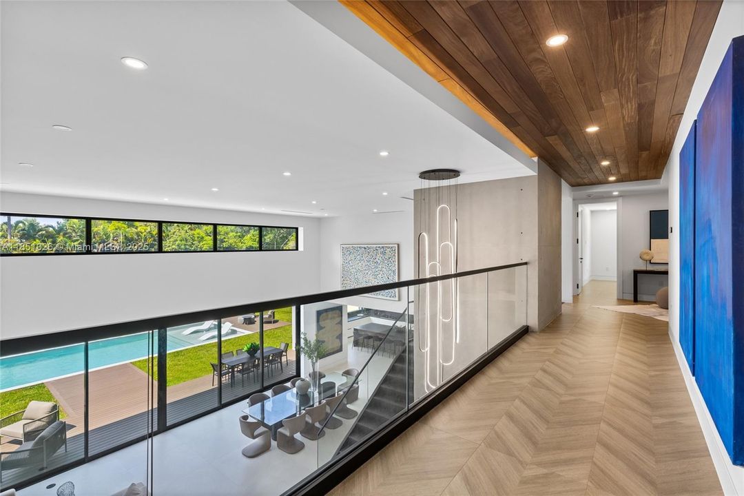 For Sale: $10,950,000 (8 beds, 8 baths, 8673 Square Feet)