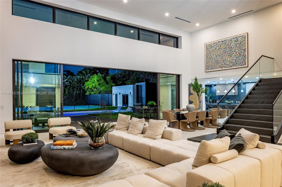 For Sale: $10,950,000 (8 beds, 8 baths, 8673 Square Feet)