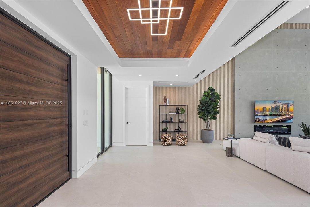 For Sale: $10,950,000 (8 beds, 8 baths, 8673 Square Feet)