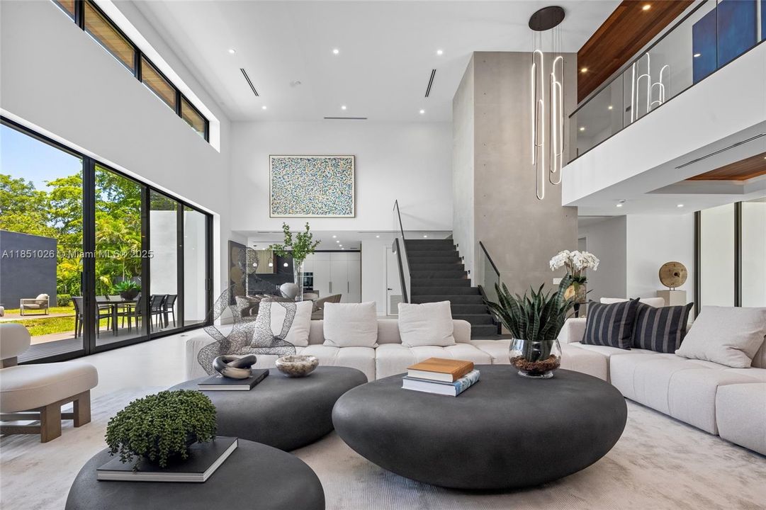 For Sale: $10,950,000 (8 beds, 8 baths, 8673 Square Feet)