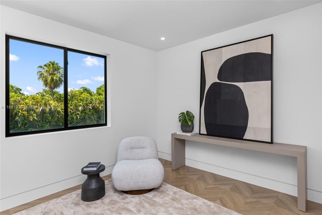 For Sale: $10,950,000 (8 beds, 8 baths, 8673 Square Feet)