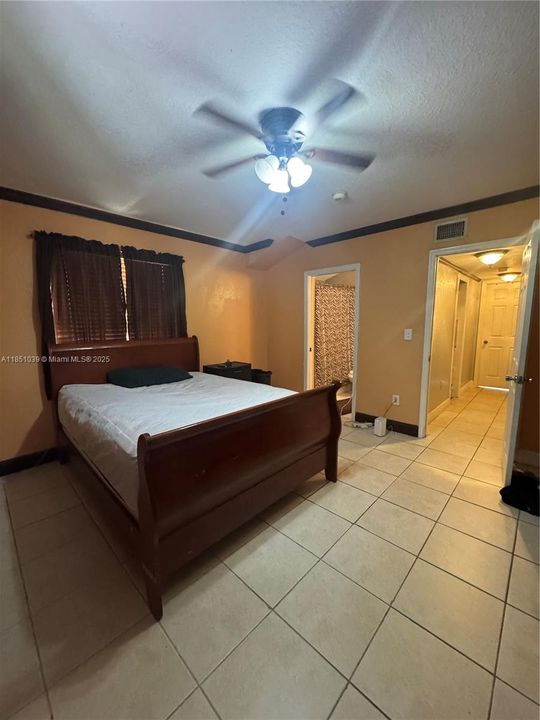 For Sale: $359,500 (2 beds, 2 baths, 1020 Square Feet)