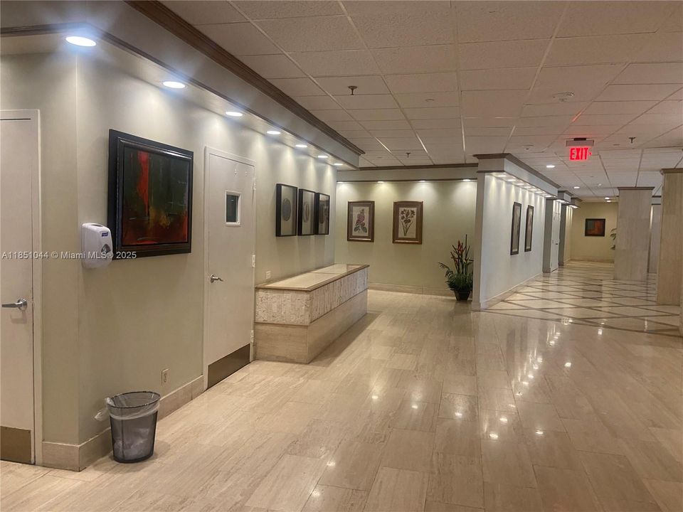 For Sale: $825,000 (3 beds, 2 baths, 1724 Square Feet)