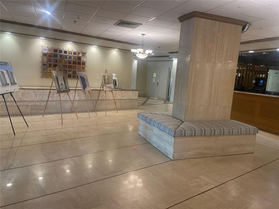 For Sale: $825,000 (3 beds, 2 baths, 1724 Square Feet)