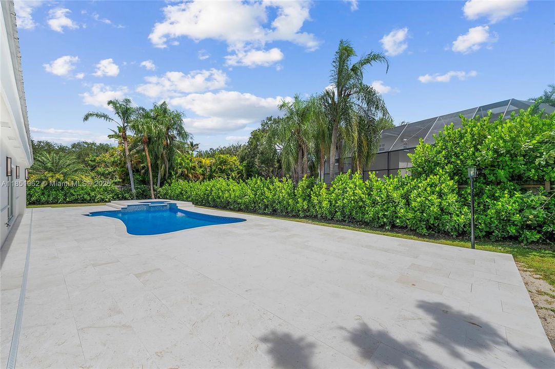 Recently Sold: $1,780,000 (4 beds, 2 baths, 2356 Square Feet)