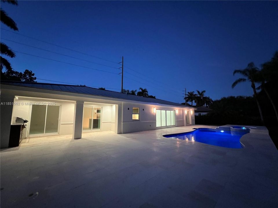 Actual Sunset Picture - not enhanced.