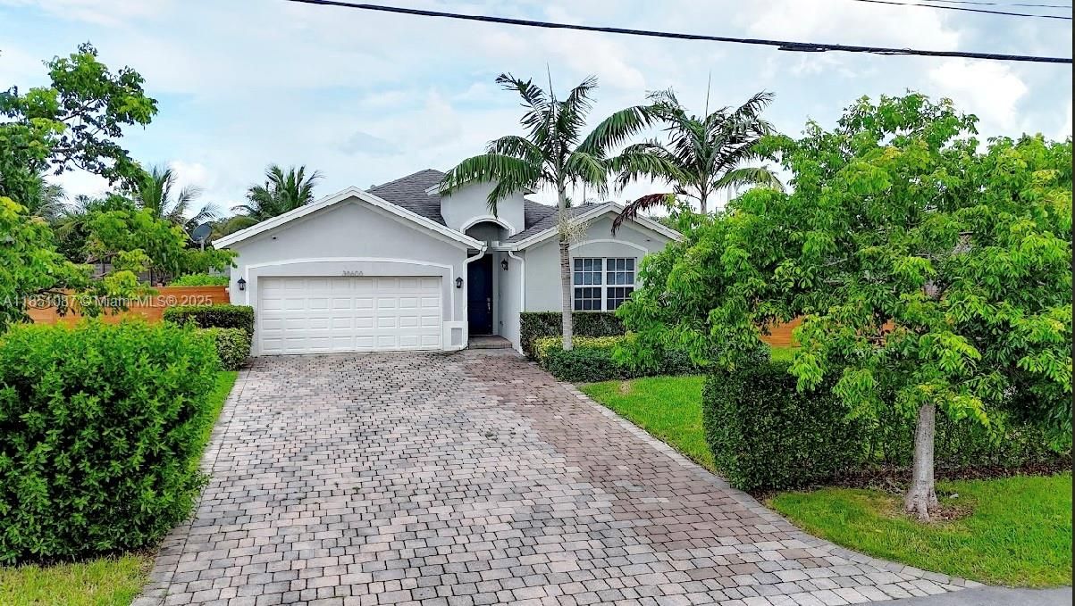 Недавно арендовано: $4,400 (4 спален, 2 ванн, 1799 Квадратных фут)