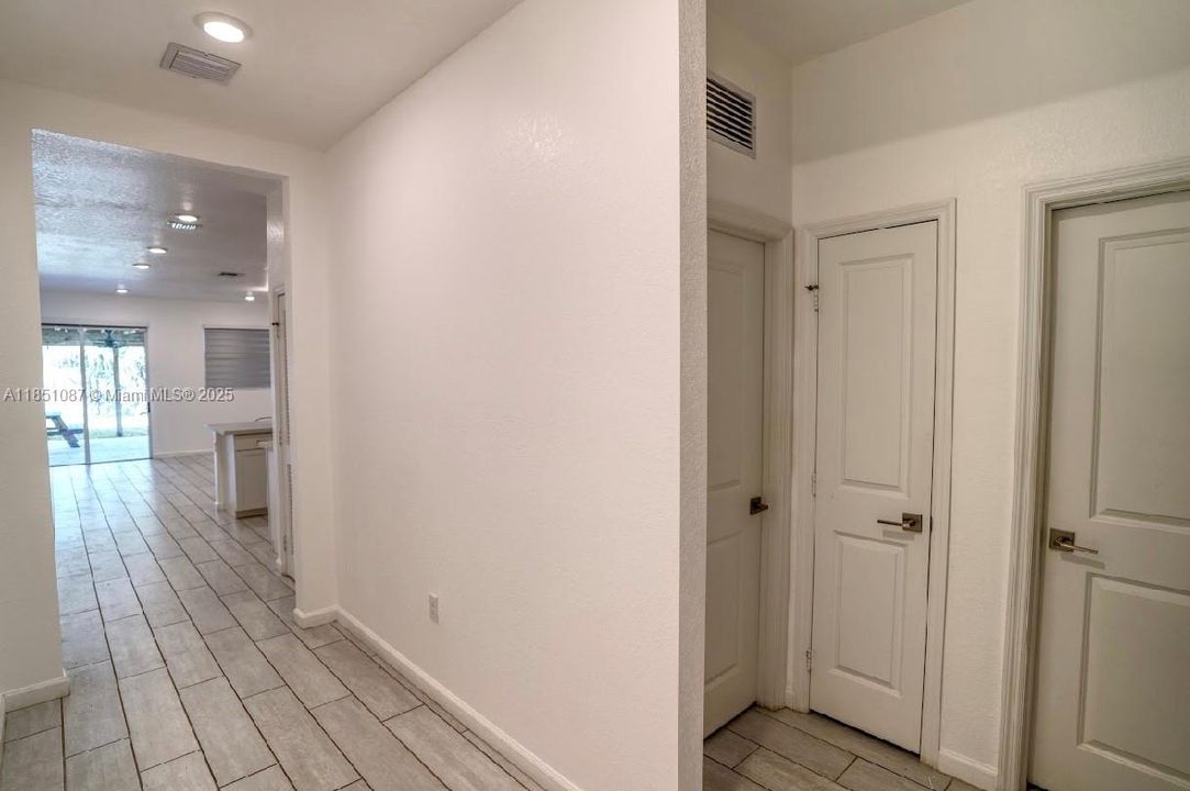 Недавно арендовано: $4,400 (4 спален, 2 ванн, 1799 Квадратных фут)