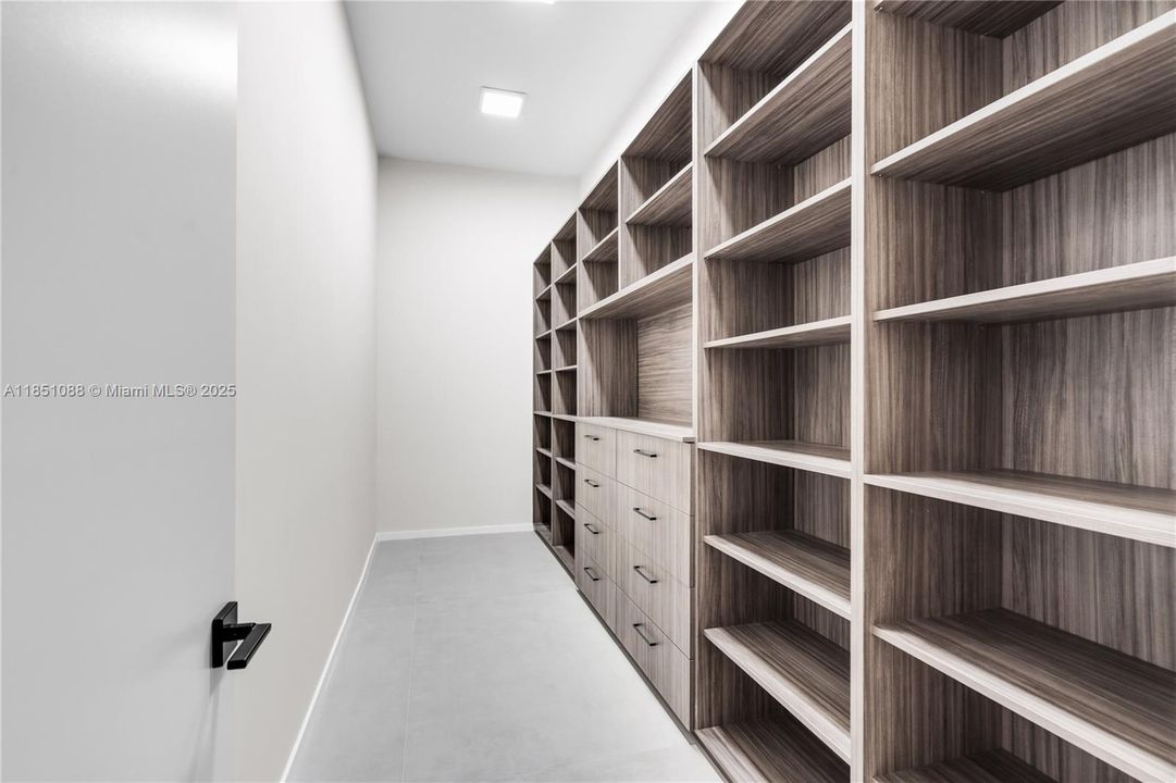 Full size pantry room