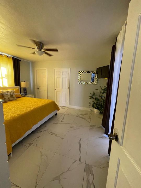 最近租的: $3,400 (3 贝兹, 2 浴室, 1611 平方英尺)