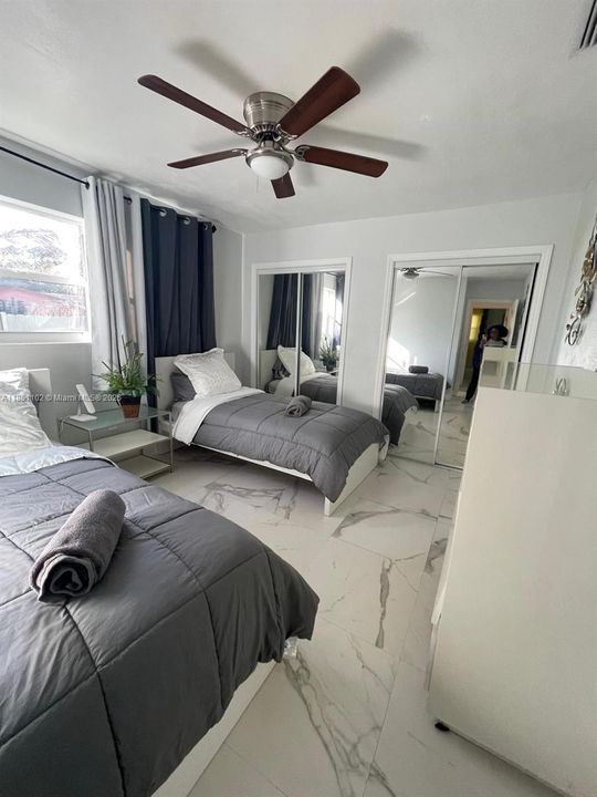 最近租的: $3,400 (3 贝兹, 2 浴室, 1611 平方英尺)