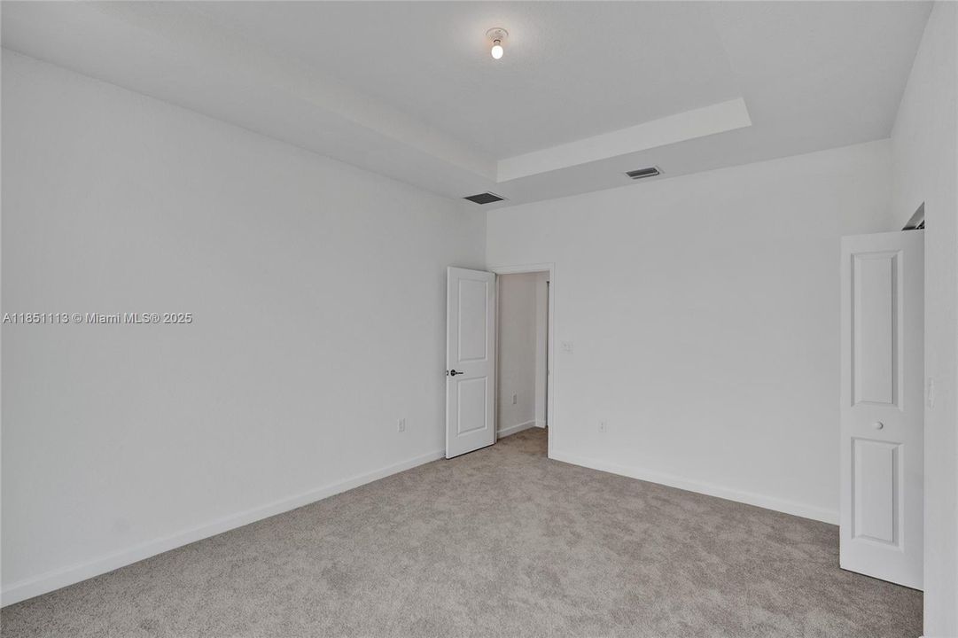 Activo con contrato: $3,200 (4 camas, 3 baños, 0 Pies cuadrados)