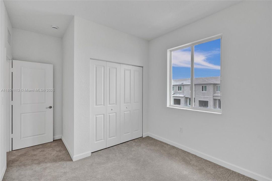 Activo con contrato: $3,200 (4 camas, 3 baños, 0 Pies cuadrados)