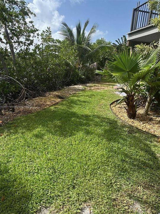 Vendido Recientemente: $490,000 (2 camas, 2 baños, 1418 Pies cuadrados)