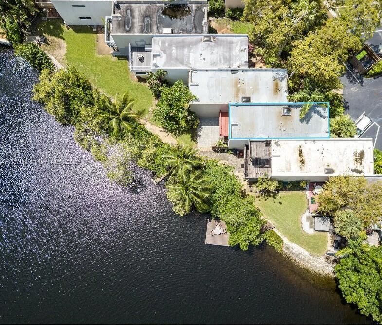 Vendido Recientemente: $490,000 (2 camas, 2 baños, 1418 Pies cuadrados)