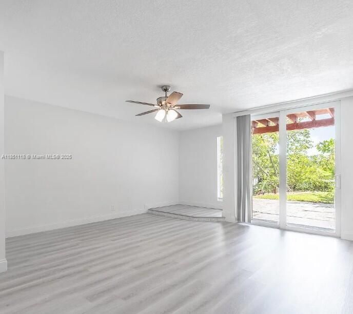Vendido Recientemente: $490,000 (2 camas, 2 baños, 1418 Pies cuadrados)