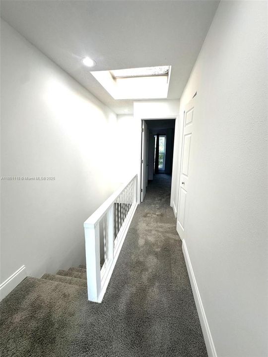Vendido Recientemente: $490,000 (2 camas, 2 baños, 1418 Pies cuadrados)