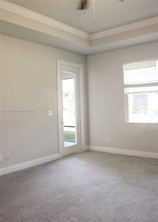 Activo con contrato: $3,000 (5 camas, 4 baños, 2887 Pies cuadrados)