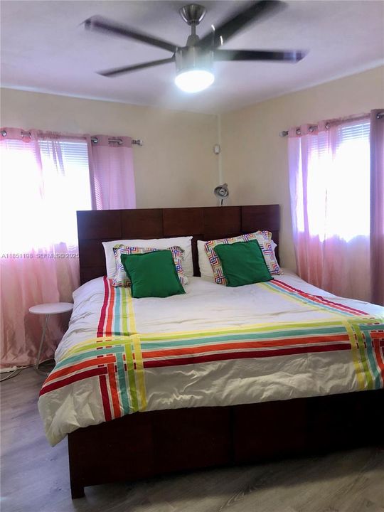 For Rent: $1,100 (1 beds, 1 baths, 1675 Square Feet)