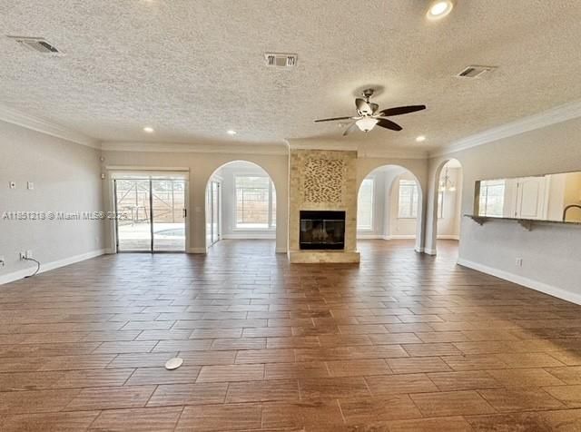 Recently Rented: $3,500 (5 beds, 3 baths, 2635 Square Feet)