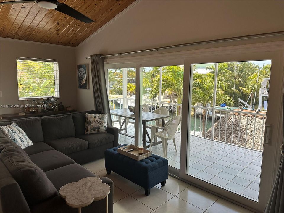 Overlooks Canal side Porch