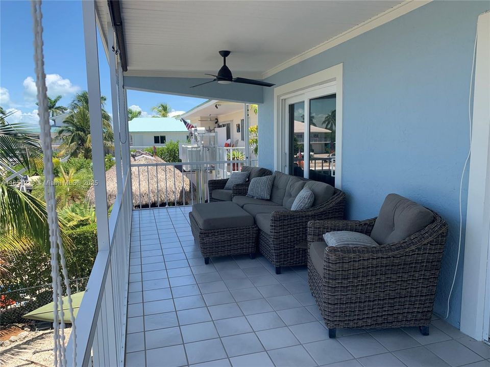 Balcony side to Cargo- Elevator Lift