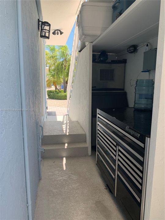 Ice machine & freezer