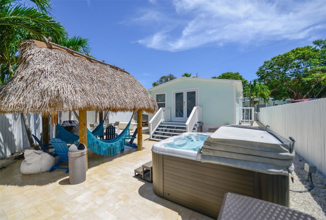 最近租的: $3,500 (2 贝兹, 2 浴室, 1045 平方英尺)