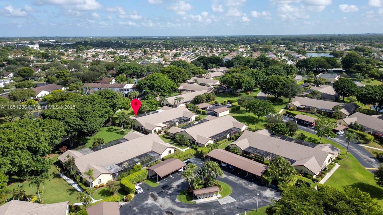 На продажу: $260,000 (2 спален, 2 ванн, 1586 Квадратных фут)