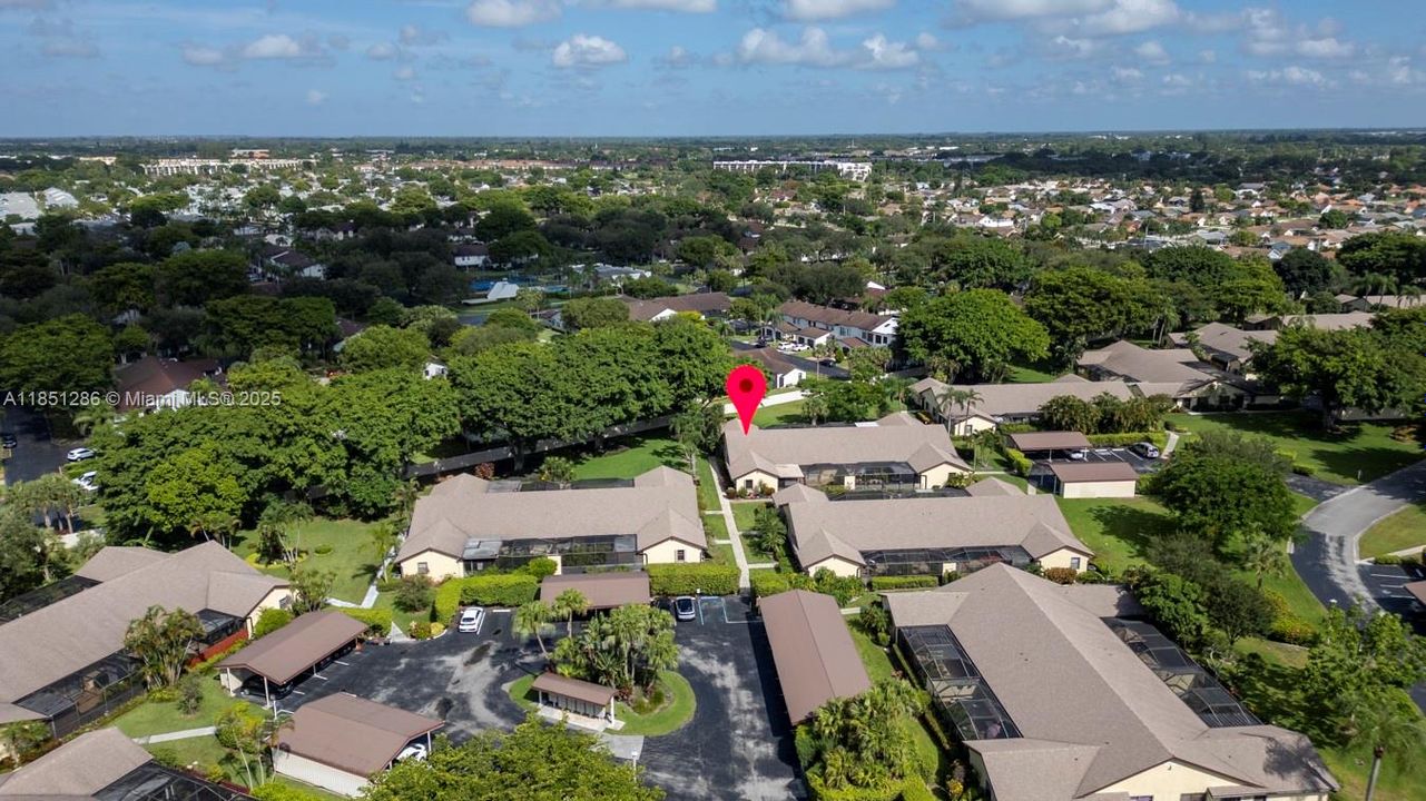 На продажу: $260,000 (2 спален, 2 ванн, 1586 Квадратных фут)